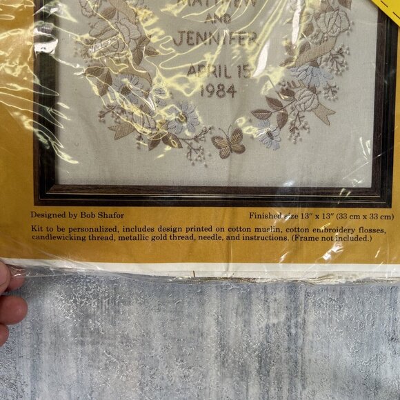 The Creative Circle Wedding Remembrance 0835 Needle Point Kit 13" x 13" 1985 - Picture 3 of 6